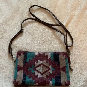 Jen and Co crossbody